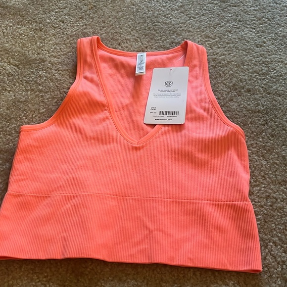 Athleta Tops - NWT! Cropped tank